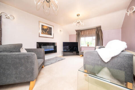 Stratford Gardens, Bromsgrove, Worcestershire