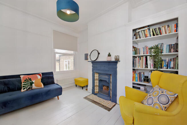 8554225-interior29-800.JPG