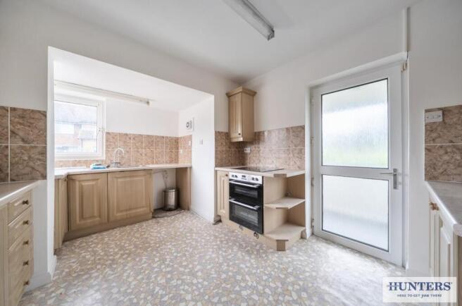 4 bed Detached Bungalow for sale Image 4