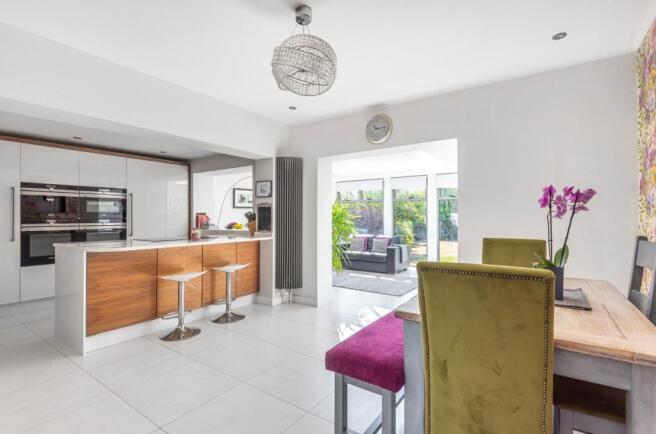 Kitchen/Dining