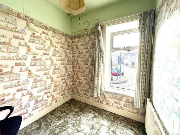 4 bed Terraced for sale Image 8
