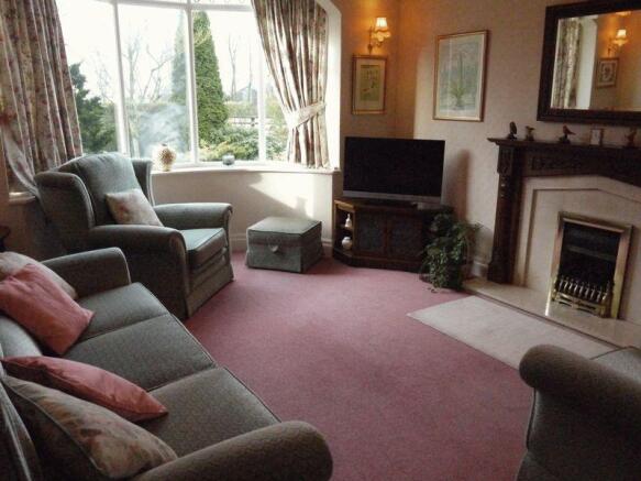 Bay Fronted Lounge