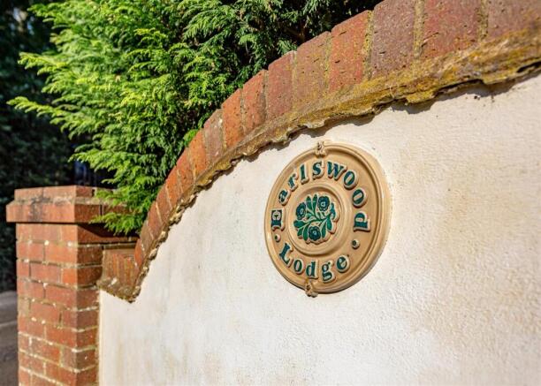 Earlswood Lodge-External (10).jpg