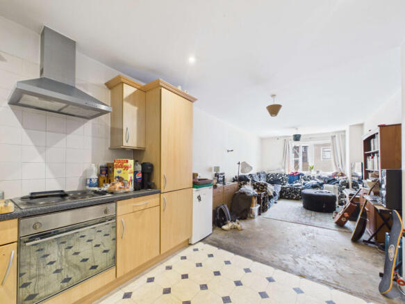 Kitchen/Living Area