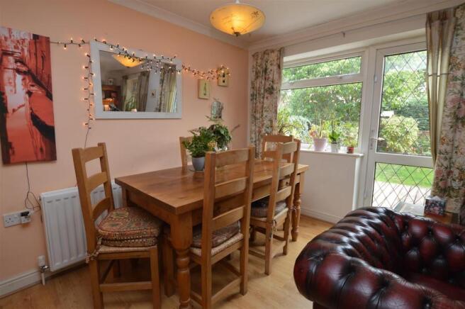 Lounge/Diner