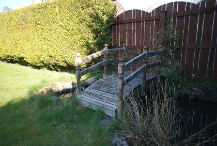 Rear garden feature