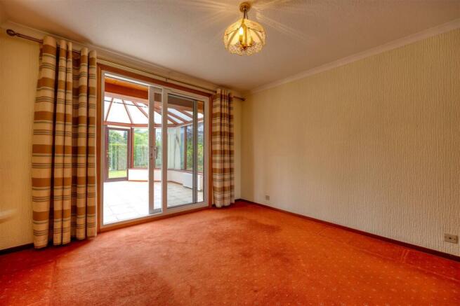 35_ANNE_CRESCENT_LENZIE_016.JPEG