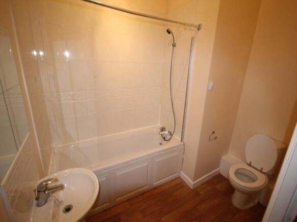 1 bed Flat to rent Image 5