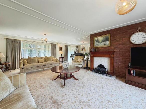 3 bed Detached Bungalow for sale Image 6