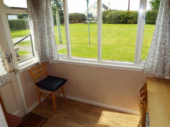 GARDEN ROOM