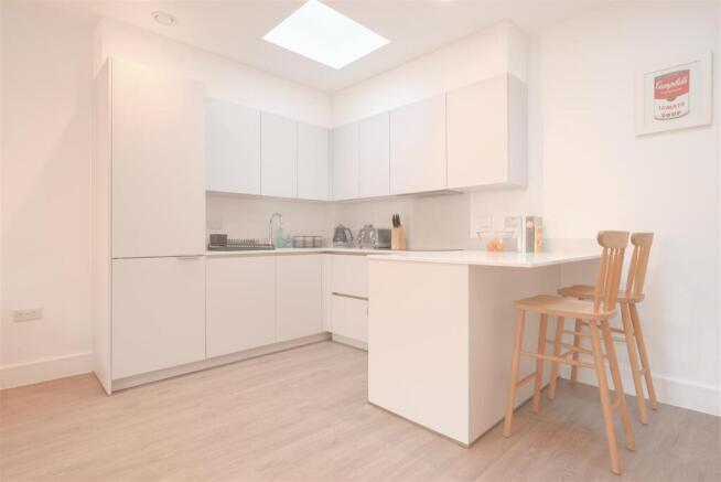 Kitchen 1.jpg