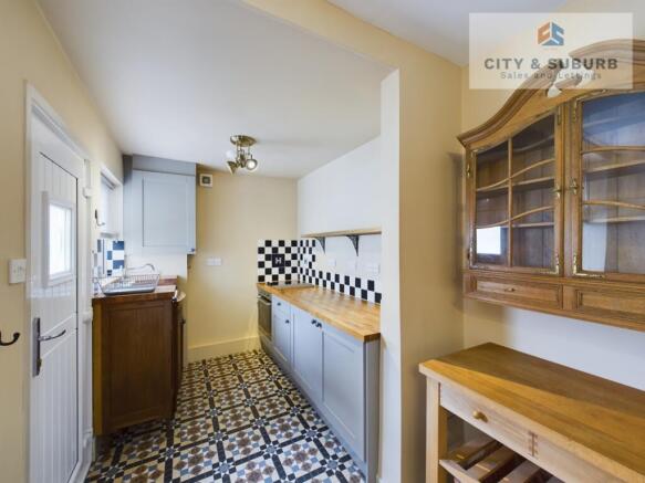 CAM01351G0-PR0091-STILL012