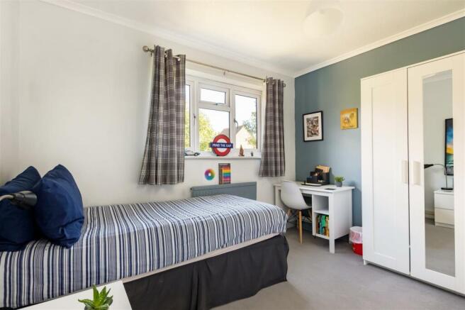 8 Dorington Court 25.jpg
