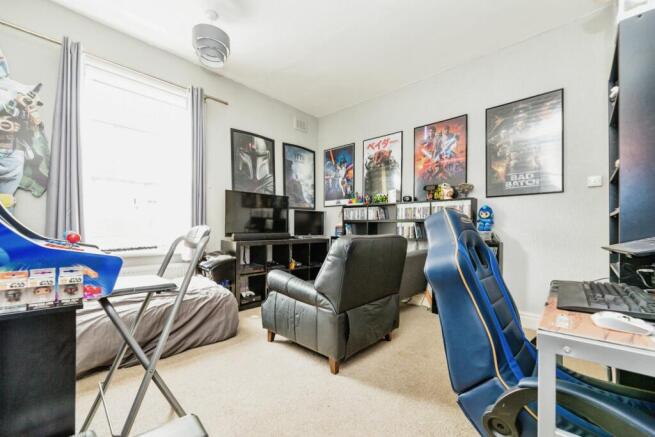 Photo 11