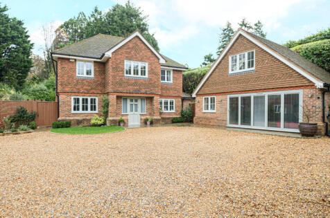 Scotlands Drive, Haslemere, Surrey, GU27