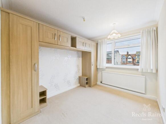 2 bed Apartment for sale Image 8