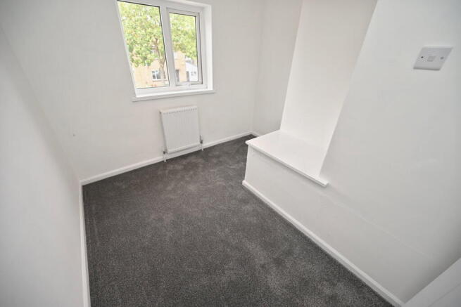 3 bed Semi-Detached for sale Image 11