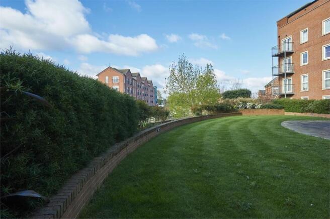 Photo 24