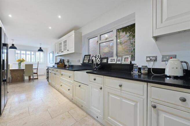 P&V - Ochenta - KitchenA3 (1).jpg