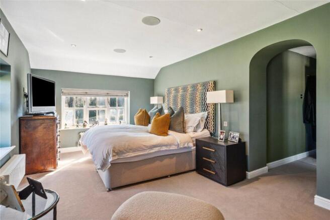 5 bed Not Specified for sale Image 10