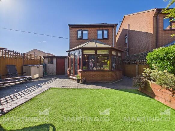 3 bed Detached for sale in askern