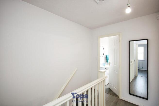1477528f-First 20Floor 20Landing 202.JPG