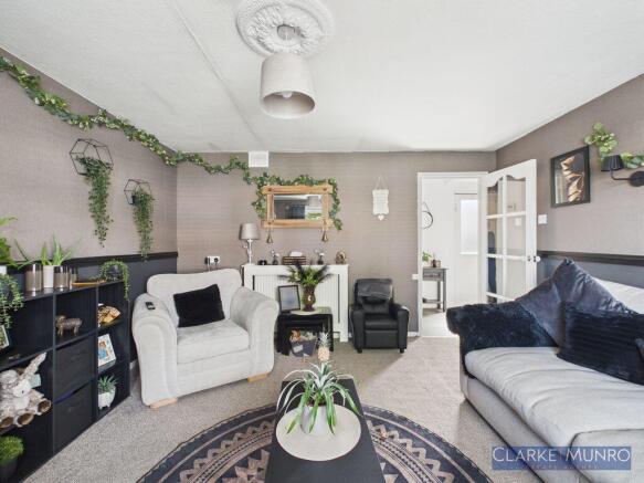 2 bed Flat for sale Image 4