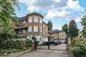 Flat 15, 129 Paragon Court, Holders Hill Road, Church End, London NW4 1LH