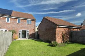 9, Otter Way, Bristol BS35 1AE
