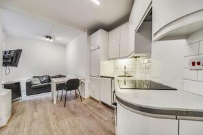 Flat 9, 16 17 Carlton Mansions, York Buildings, London WC2N 6LS