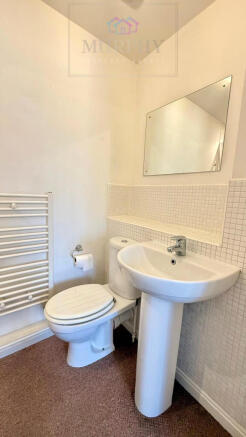 3 bed Town House for sale Image 11