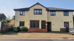 Flat E Litchfield House, 5, Swan Lane, Harleston IP20 9AN