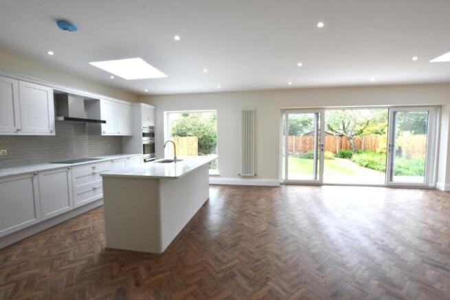 Kitchen 4