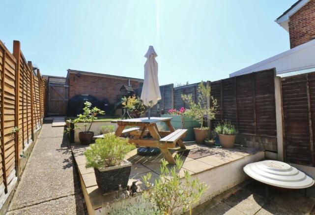 Photo 10