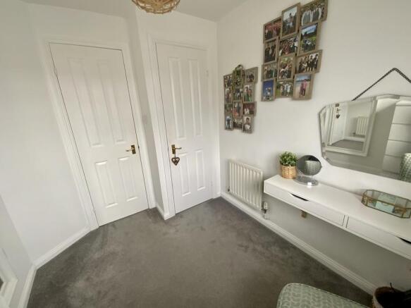 Bedroom 3 Wardrob...