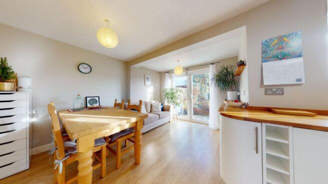 KITCHEN/DINER
