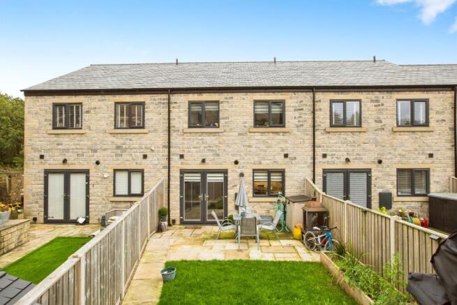 3 bed Terraced for sale Image 7