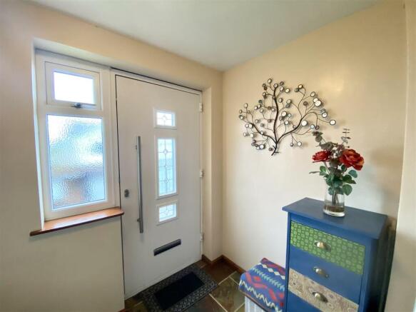 ENTRANCE PORCH