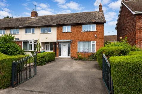 Travis Road, Cottingham