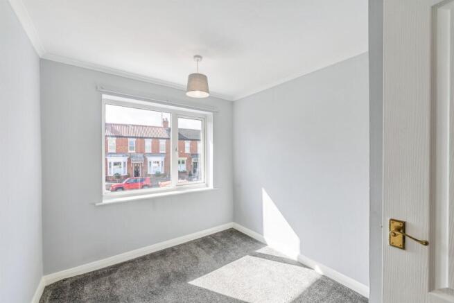 3 bed Semi-Detached for sale Image 8