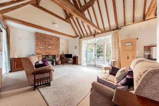 Living Room (2)