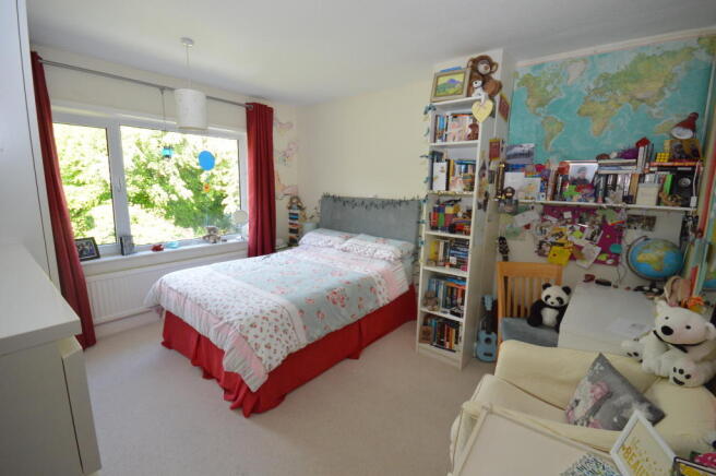 Photo 12