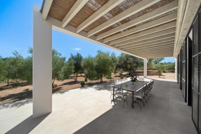 Covered Terrace