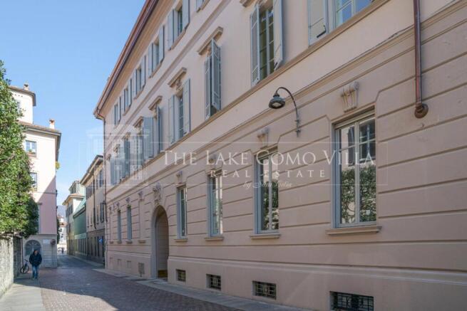 como the lake como villa-palazzo parini via diaz 1