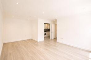 Flat 3, 141 Westbrook Heights, High Street, Godalming GU7 1AF
