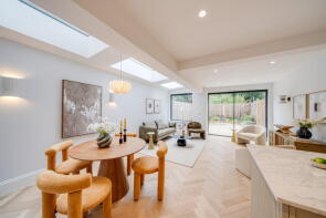 187, Bravington Road, London W9 3AR