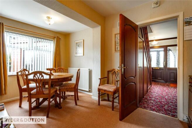 3 bed Semi-Detached for sale Image 12