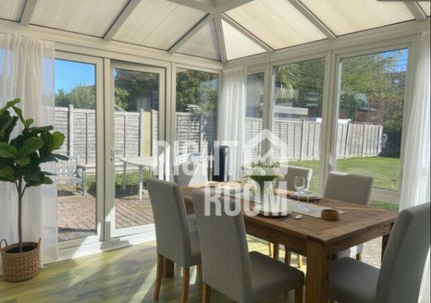 richmond-wood-road-bh8-9dj-1045438