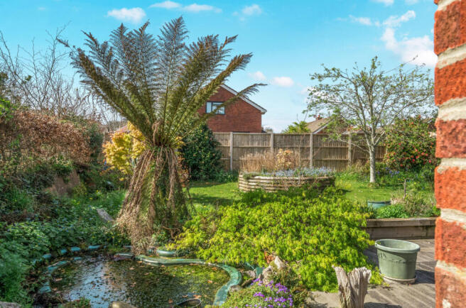 1439214-21-69d69c...