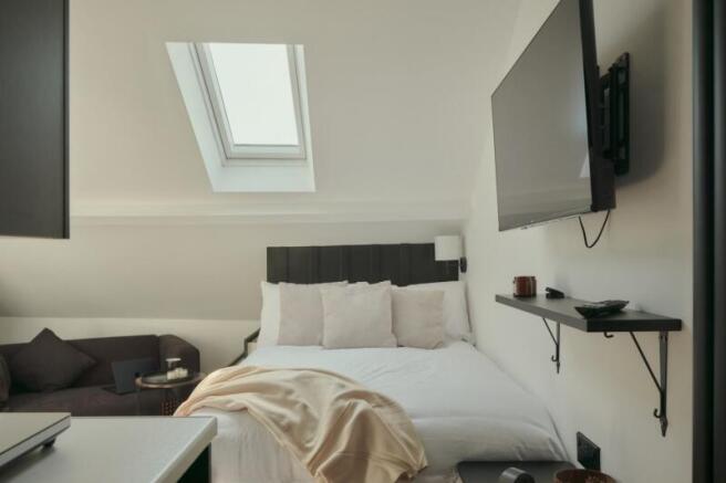 1 bed House Share to rent Image 4